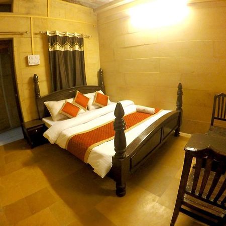 Hotel Fotiya Dzsaiszalmer Kültér fotó
