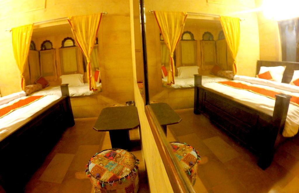 Hotel Fotiya Dzsaiszalmer Kültér fotó