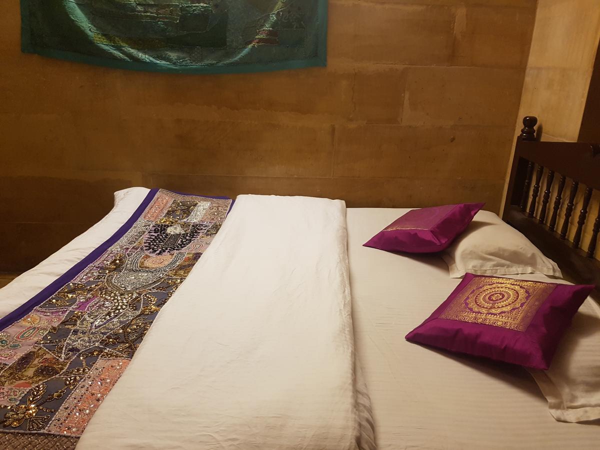 Hotel Fotiya Dzsaiszalmer Kültér fotó