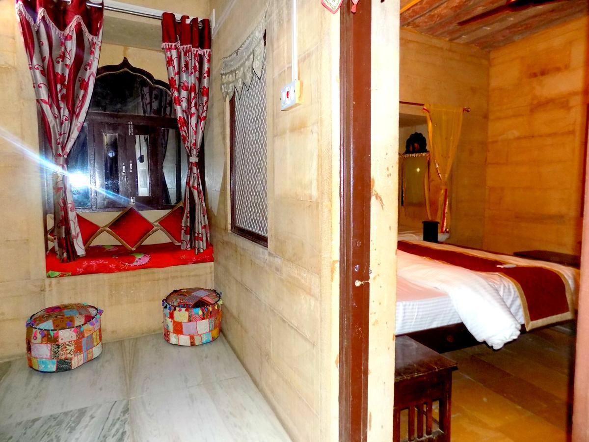 Hotel Fotiya Dzsaiszalmer Kültér fotó